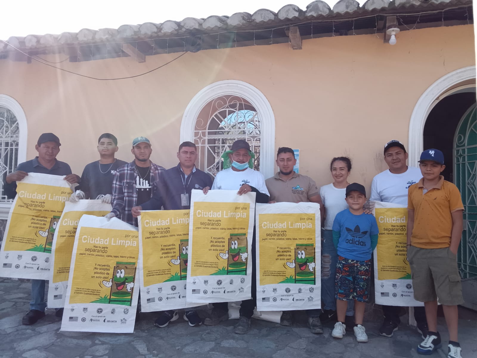 Acciones de protección del medio ambiente y fuentes de agua, realiza comunidad